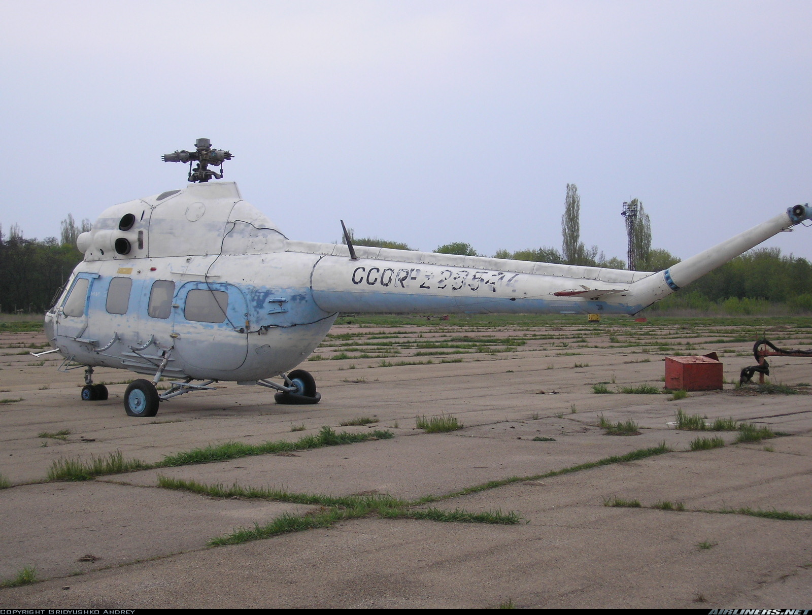 PZL Mi-2   UR-23354
