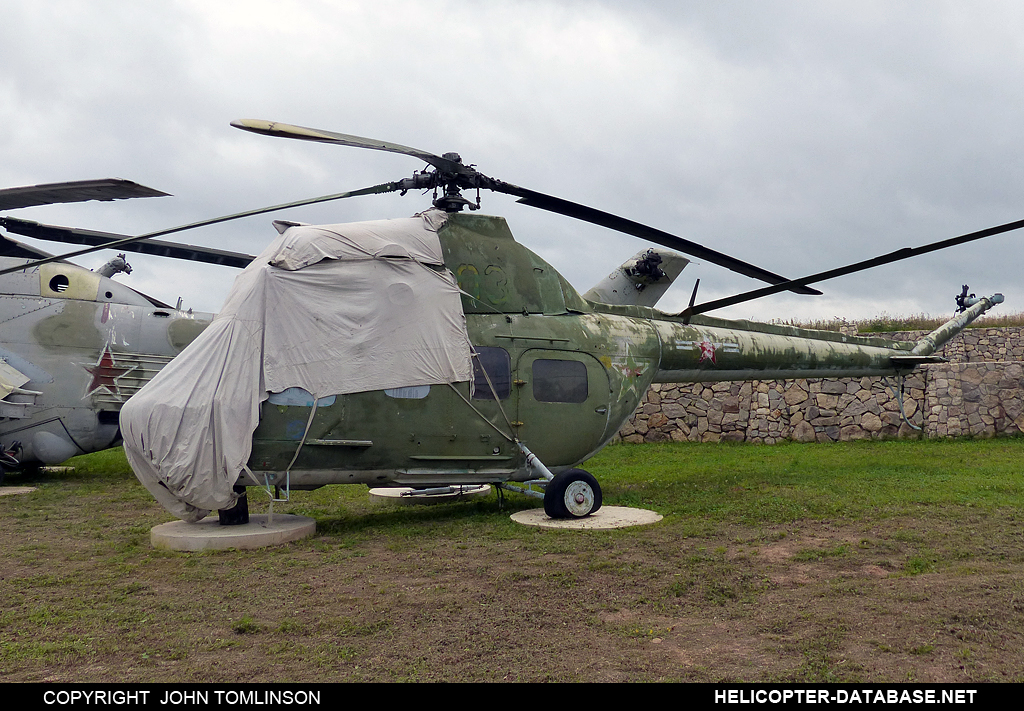 PZL Mi-2   03 yellow