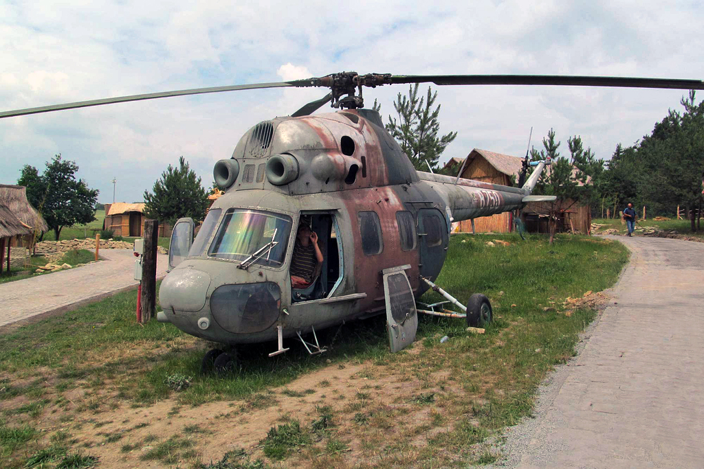 PZL Mi-2   8750