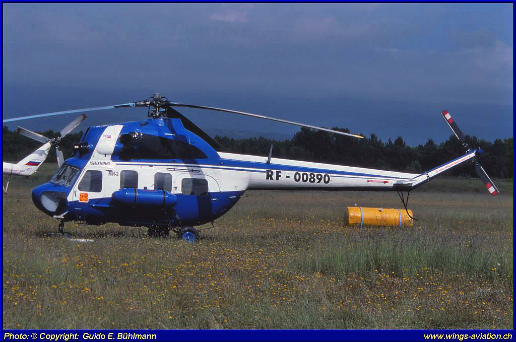 PZL Mi-2   RF-00890