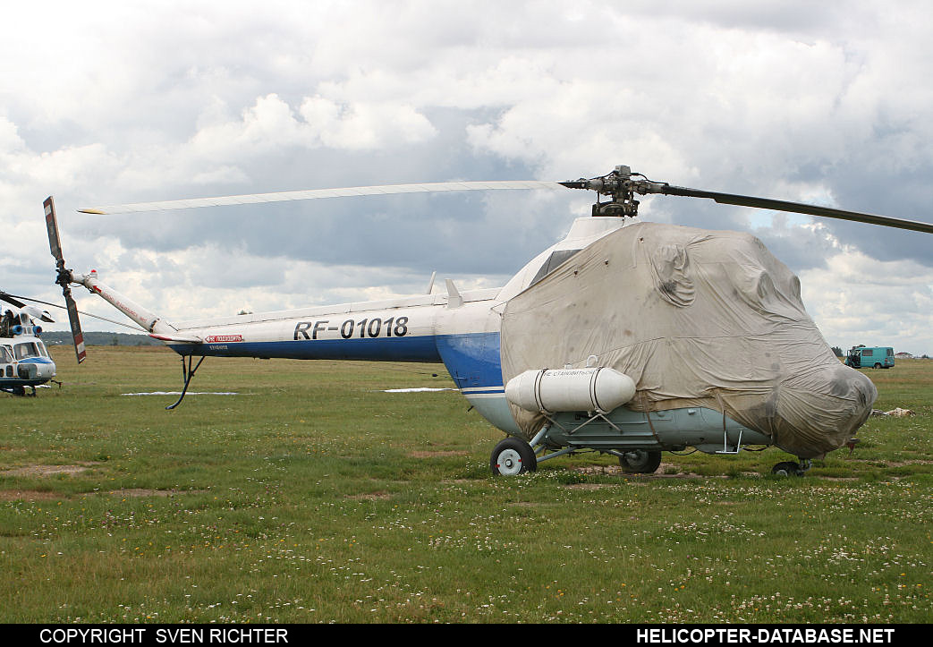 PZL Mi-2   RF-01018