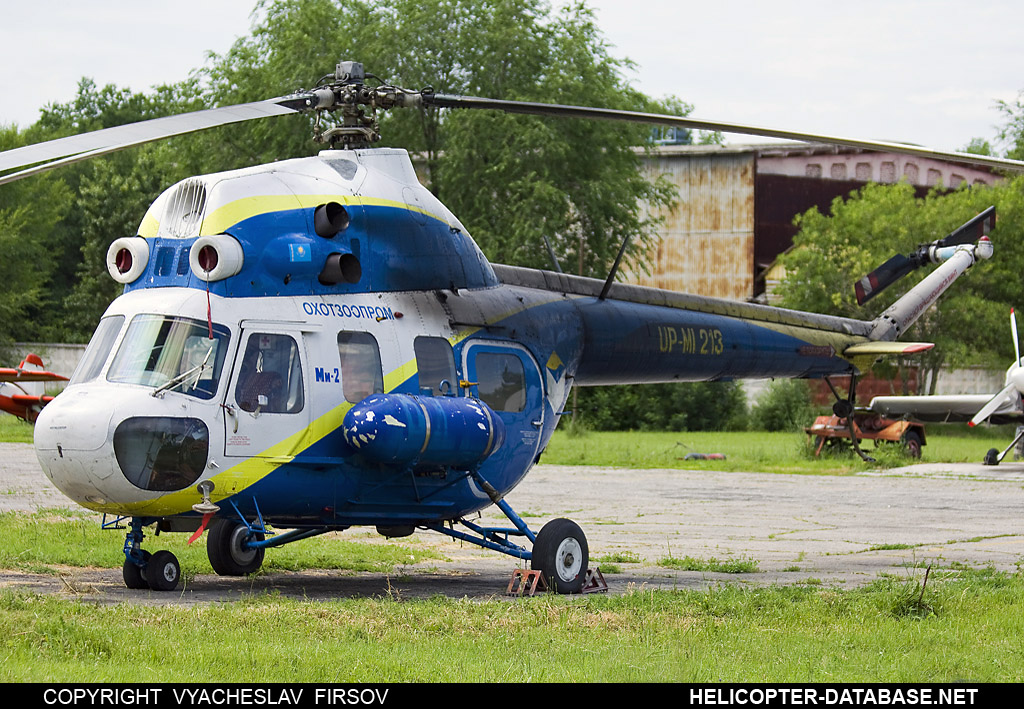 PZL Mi-2   UP-MI213