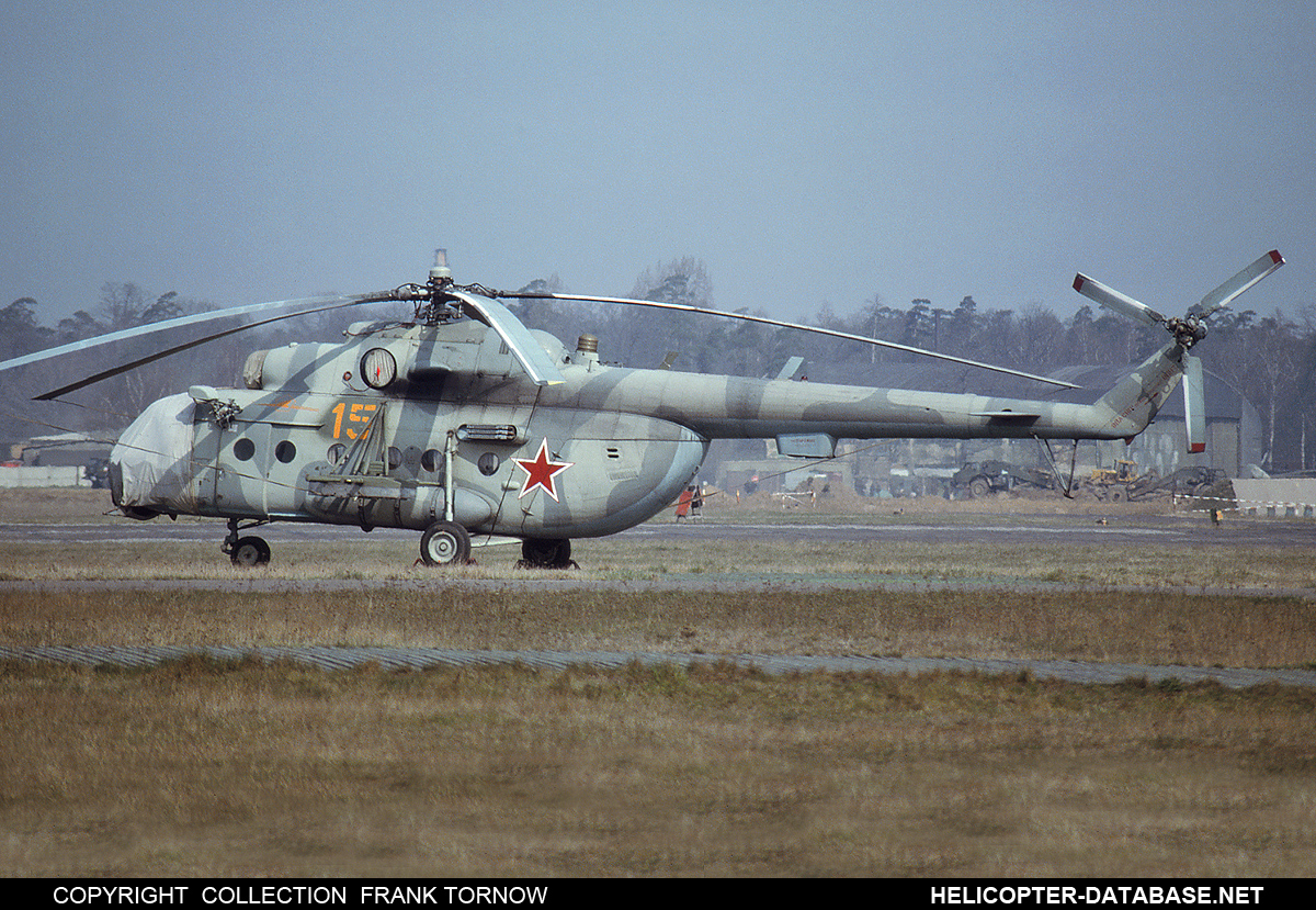 Mi-8MT   15 orange