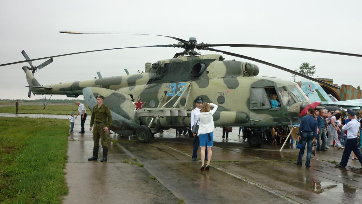 Mi-8MT   33 blue