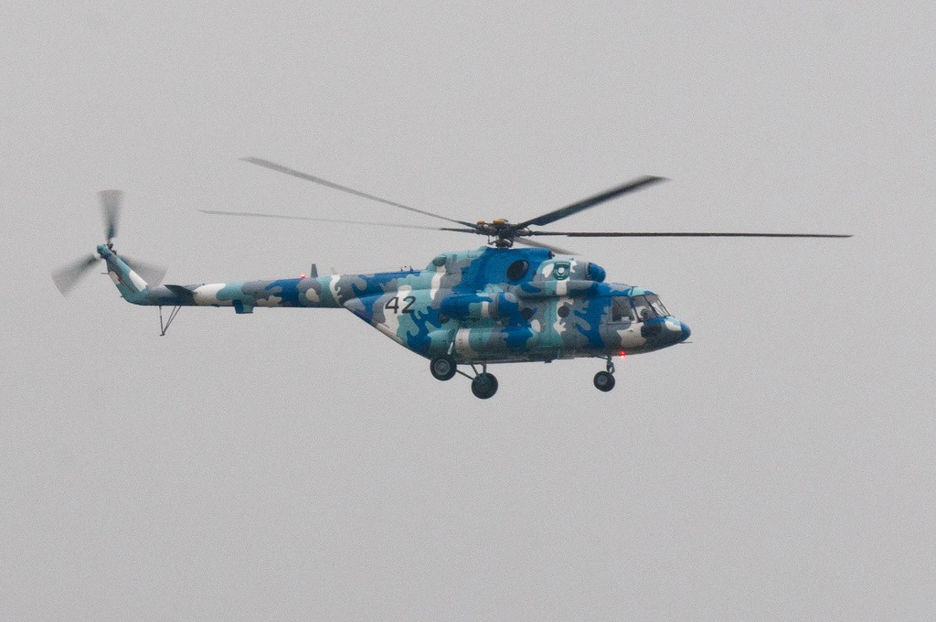Mi-17V-5   42 black