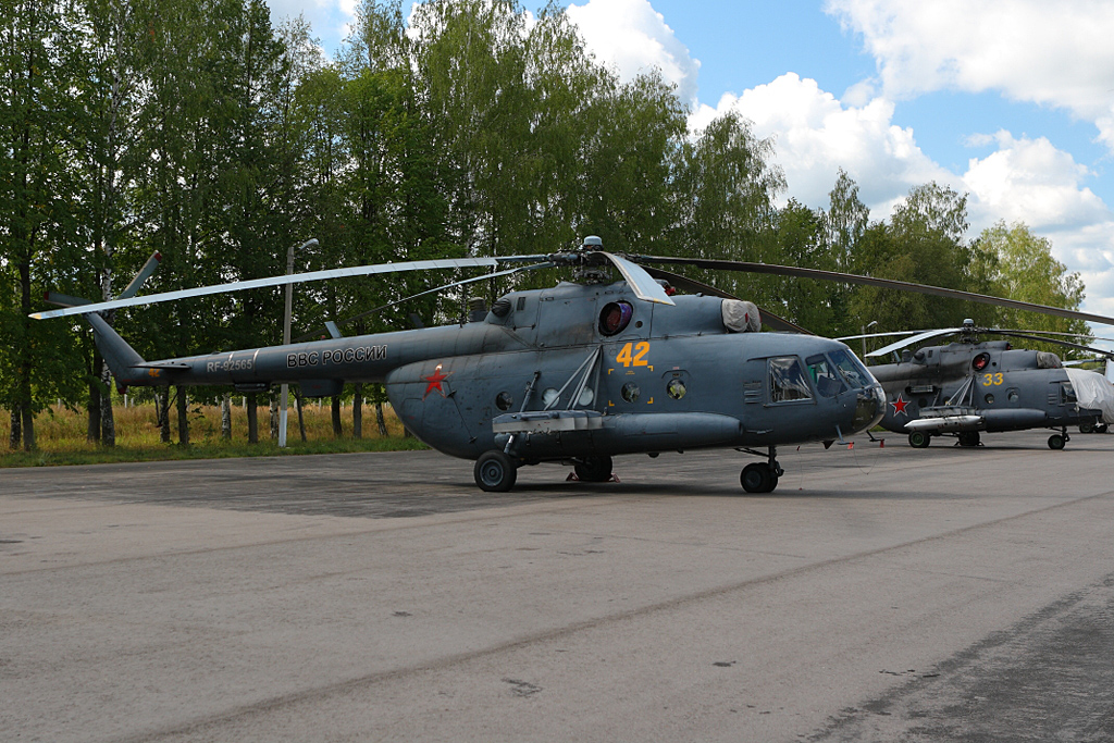 Mi-8MT   RF-92565