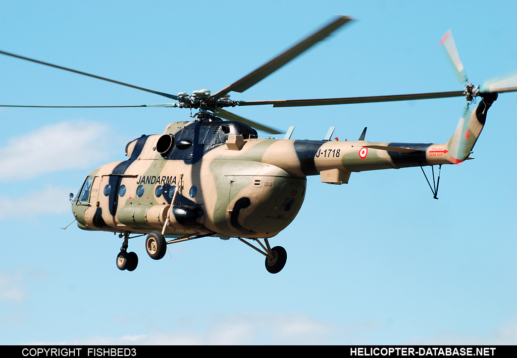 Mi-17-1V   J-1718