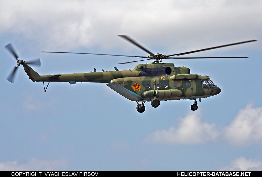 Mi-17V-5   10 yellow