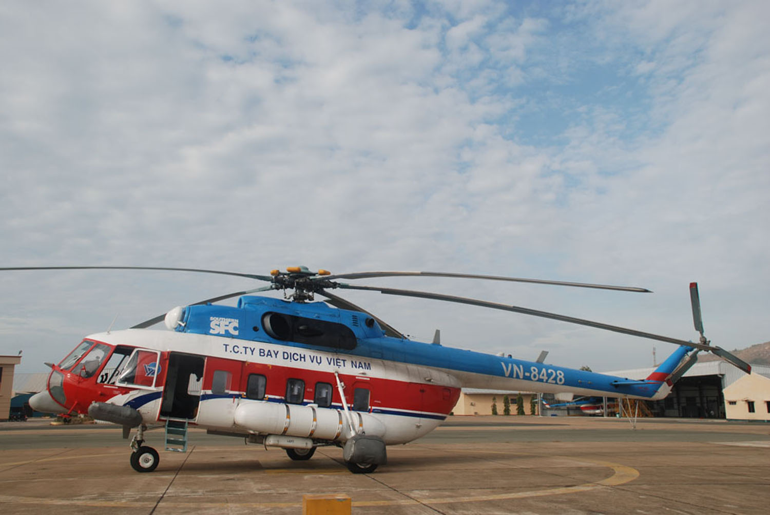 Mi-172   VN-8428