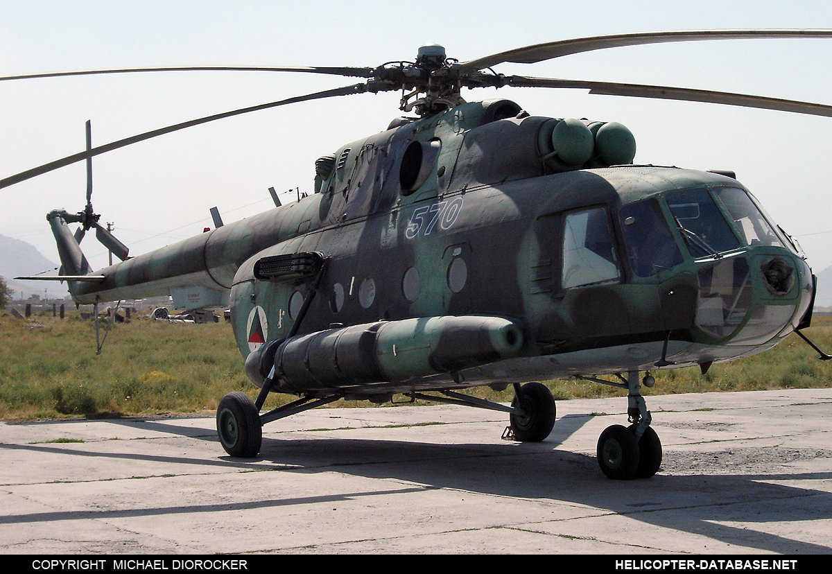 Mi-8MT   570