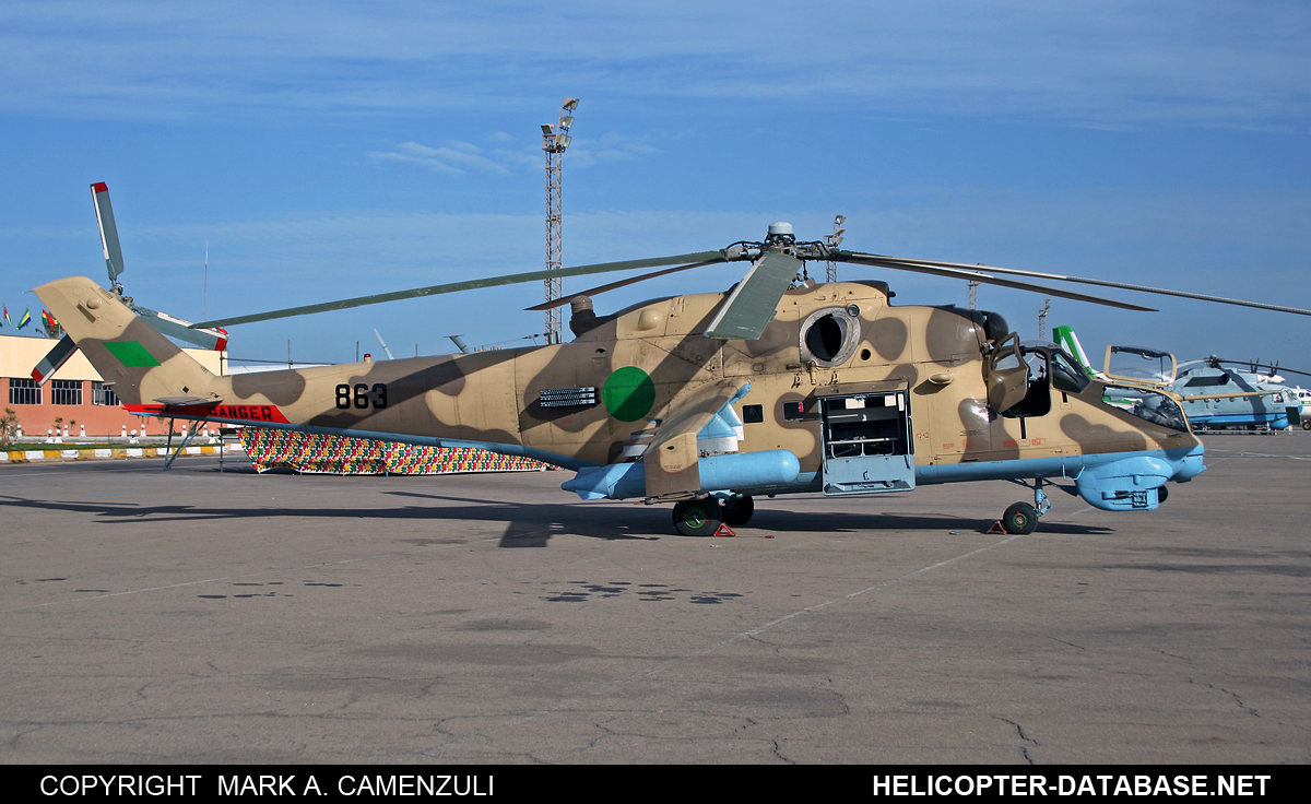 Mi-35   863