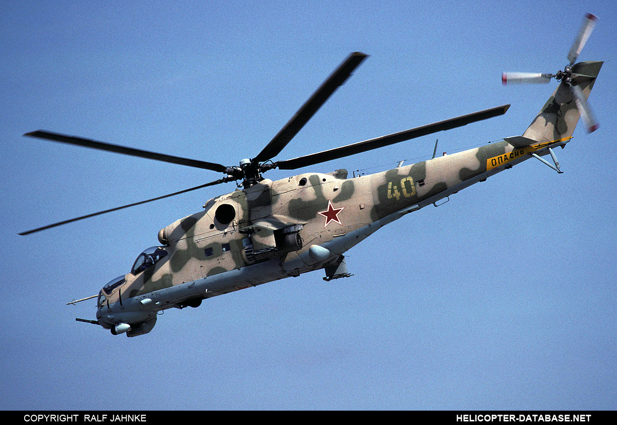 Mi-24V   40 yellow