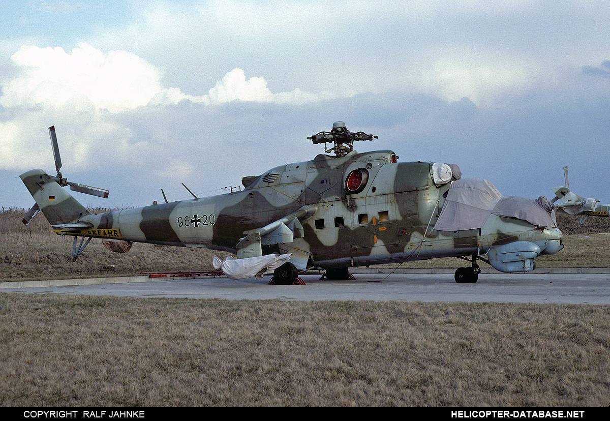 Mi-24D   96+20