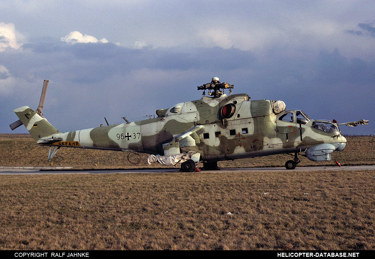 Mi-24D   96+37