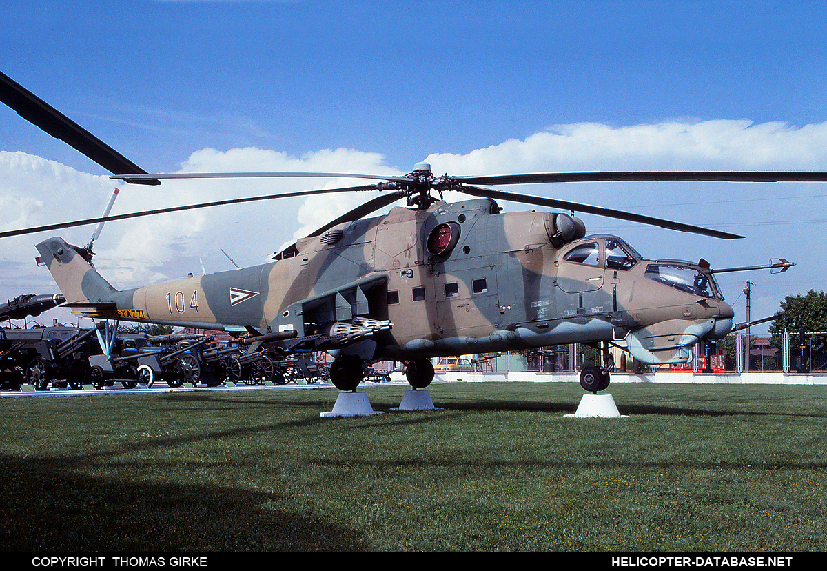 Mi-24D   104