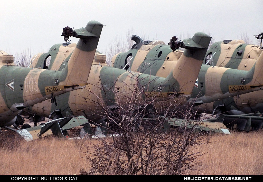 Mi-24D   112