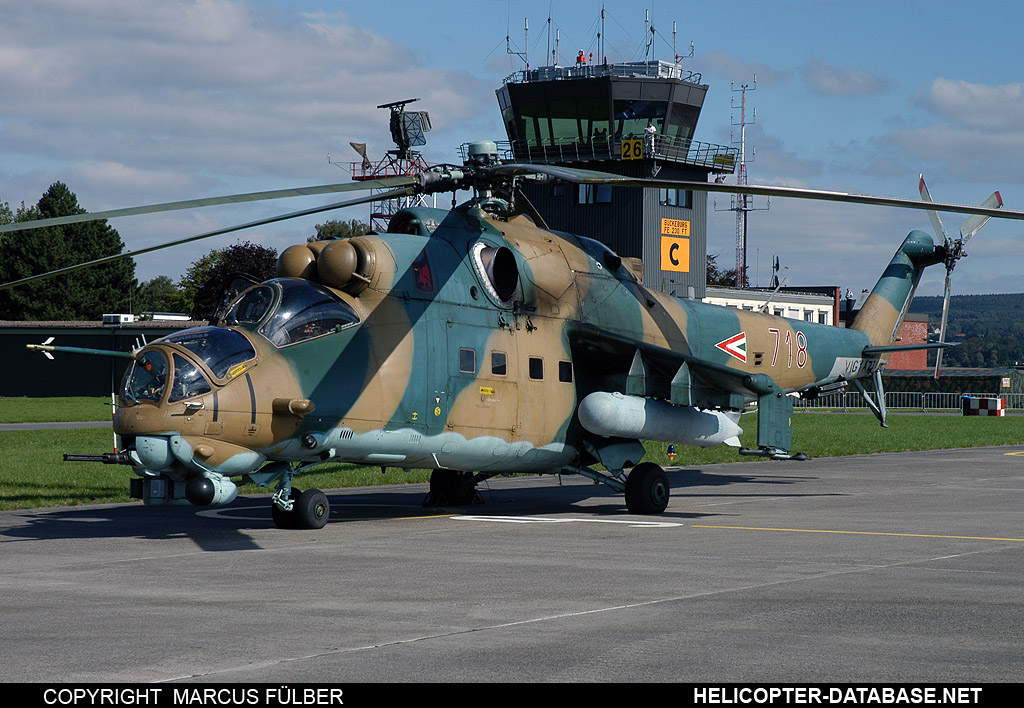Mi-24V   718