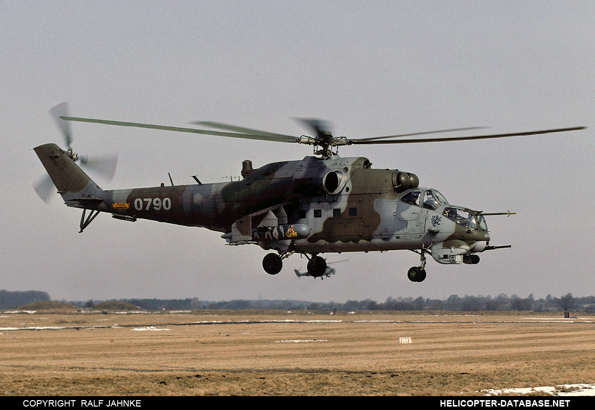 Mi-24V   0790