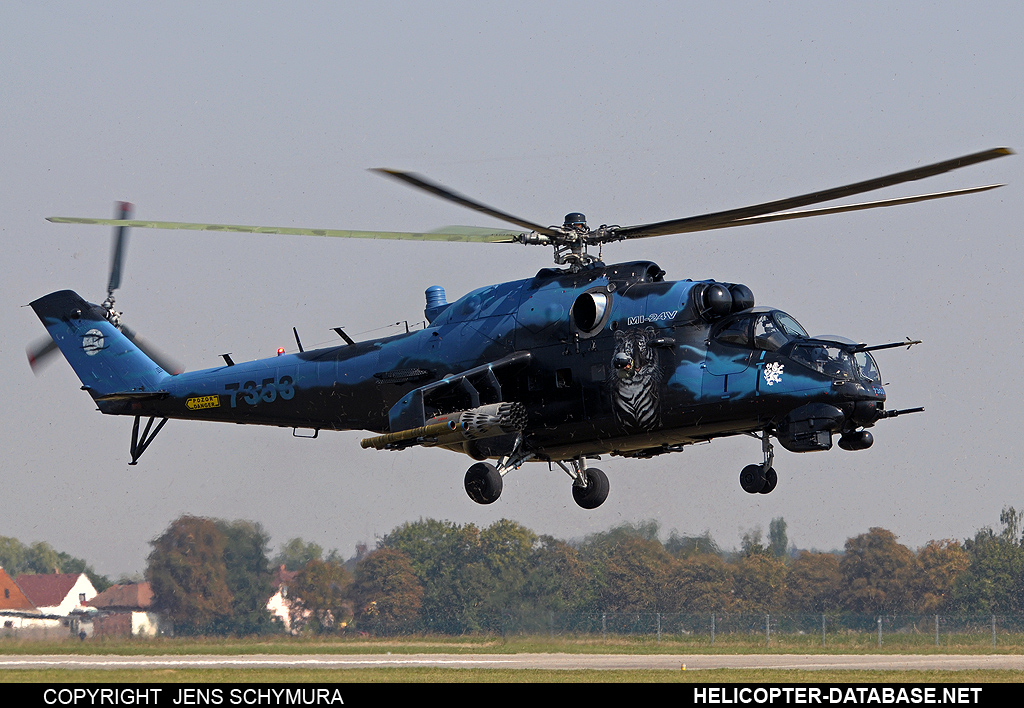 Mi-35   7353