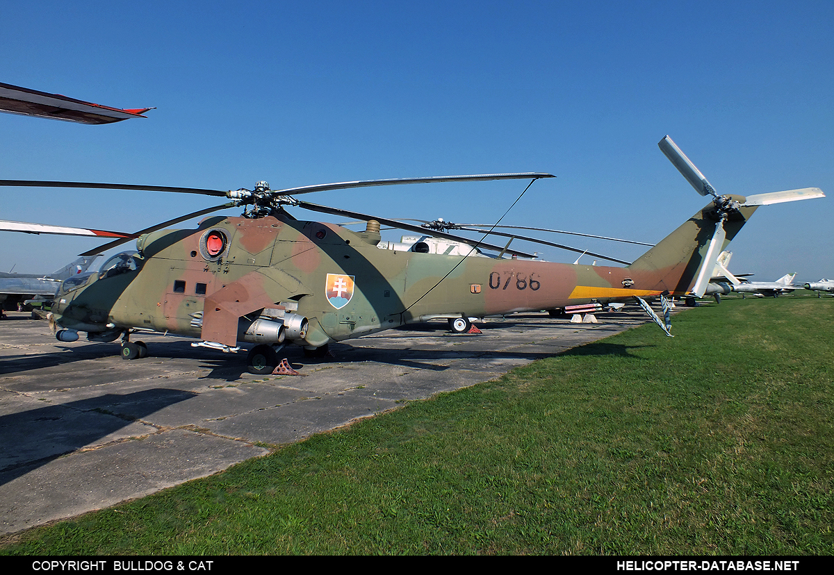 Mi-24V   0786