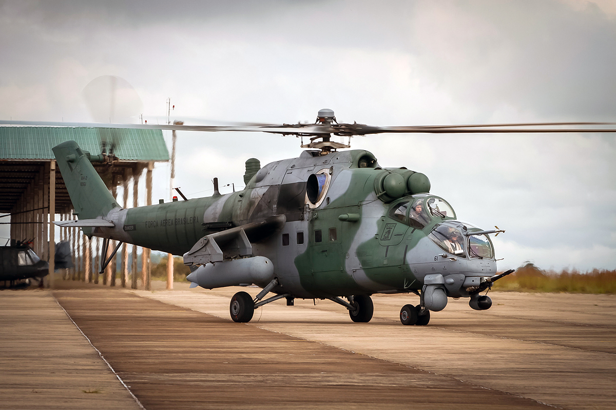 Mi-35M (AH-2 Sabre)   8961