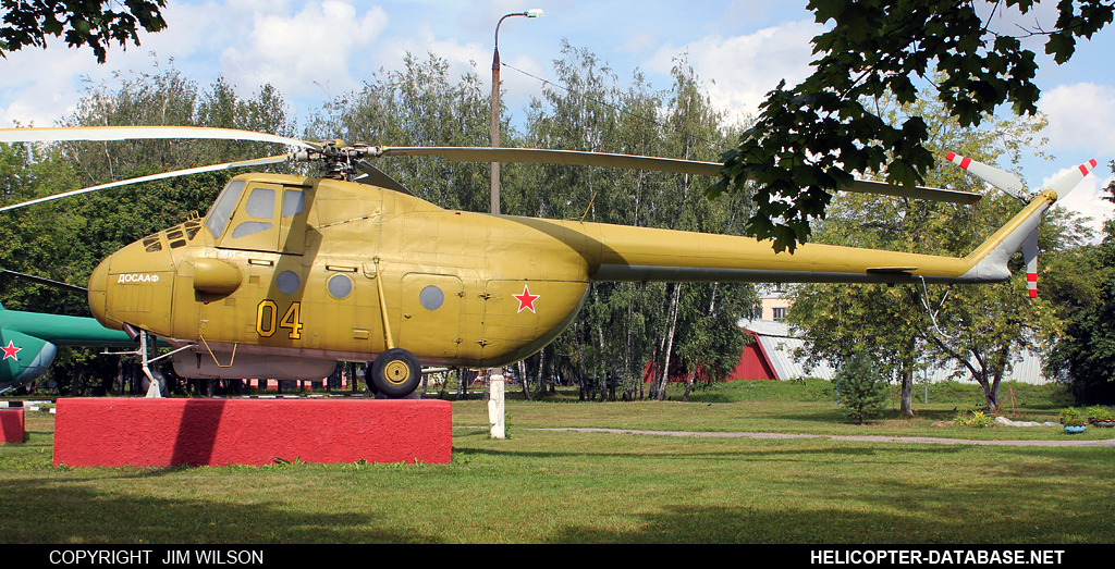 Mi-4A   04 yellow