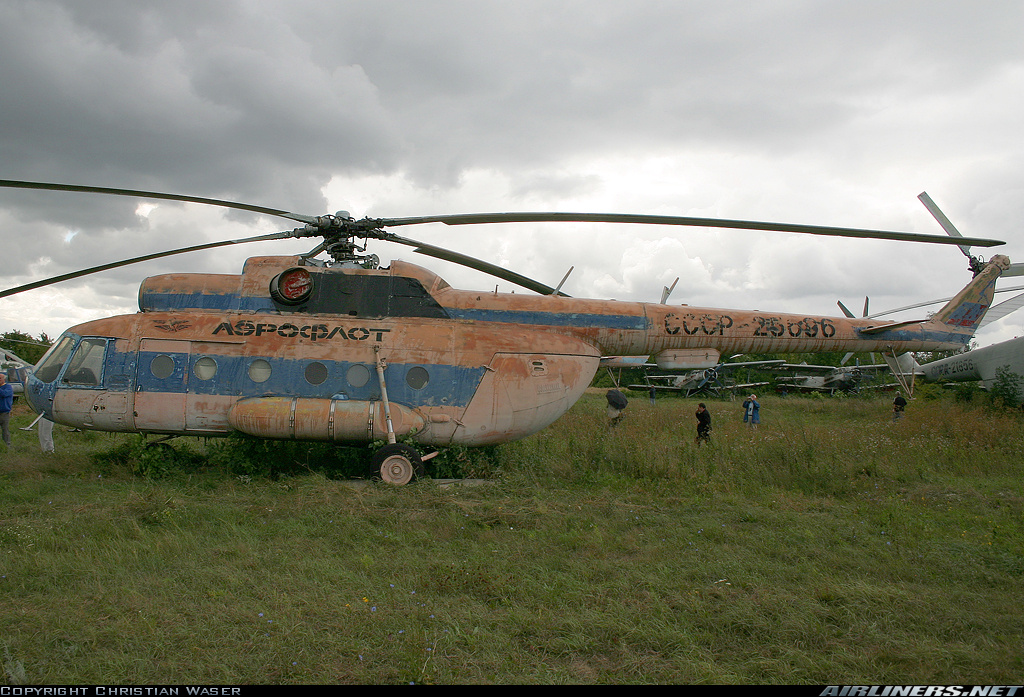 Mi-8T   CCCP-25896