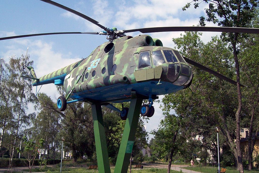 Mi-8T   33 blue