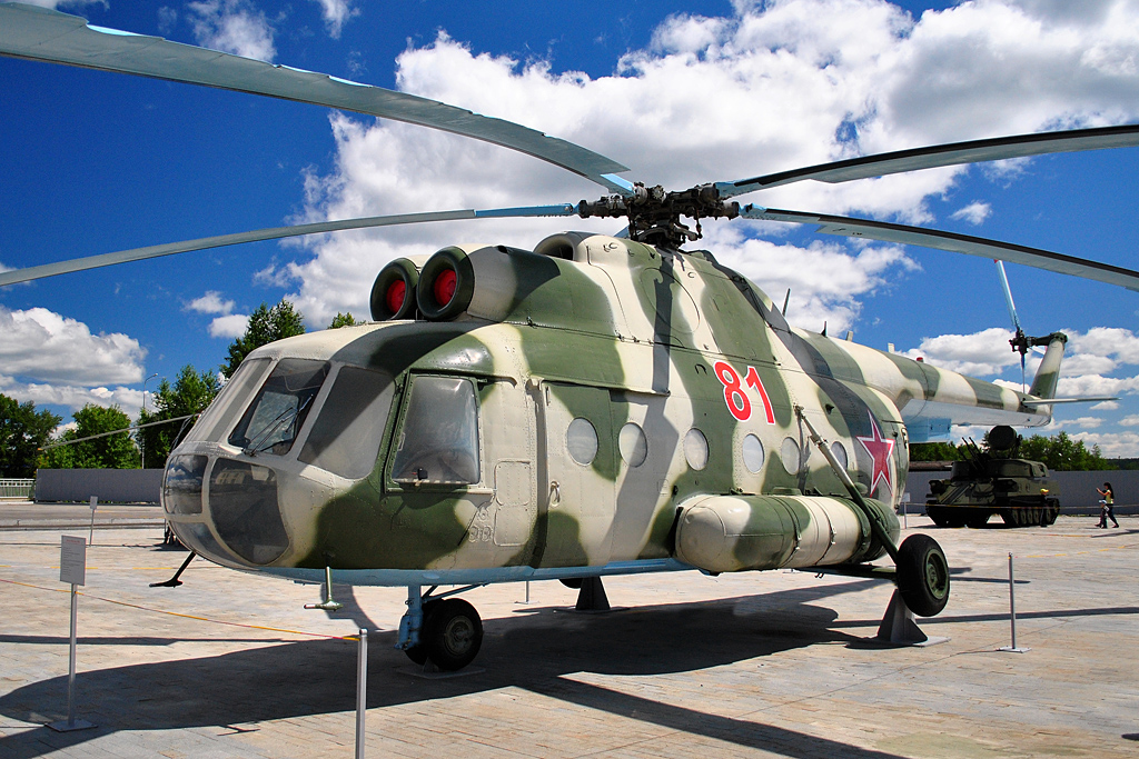 Mi-8IV   81 red