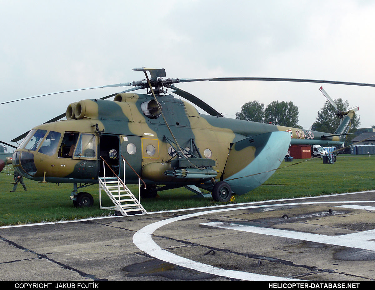 Mi-8T   10430