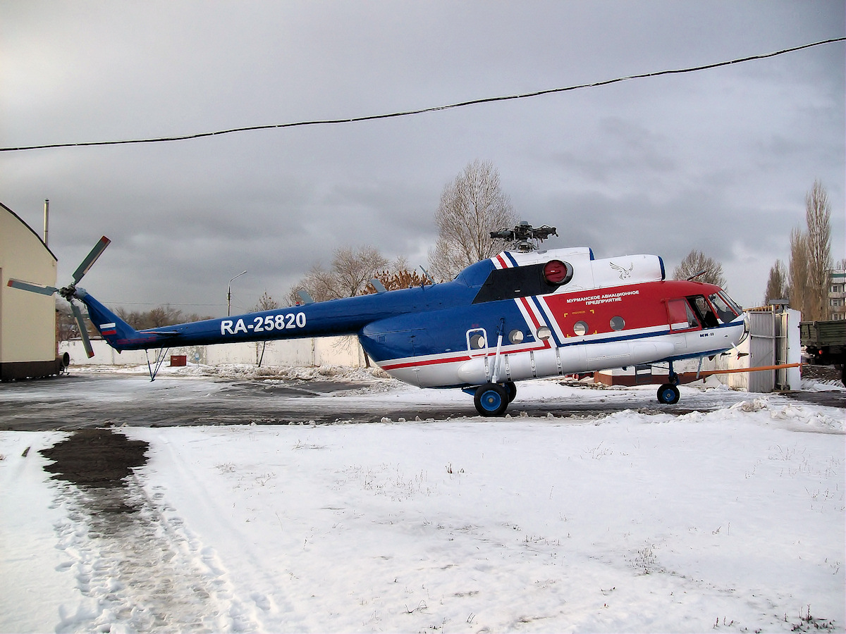 Mi-8T   RA-25820