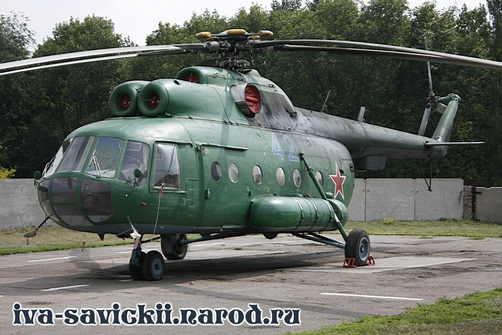 Mi-8TP   42 blue