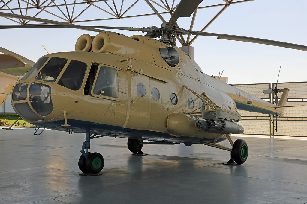 Mi-8T   988