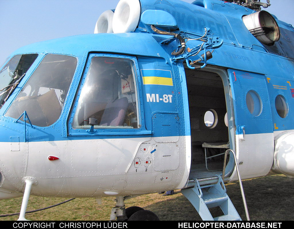 Mi-8T   UR-JOY