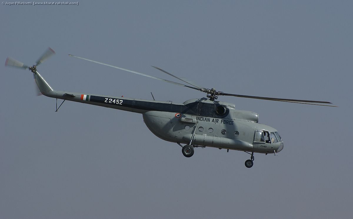 Mi-8T   Z2452
