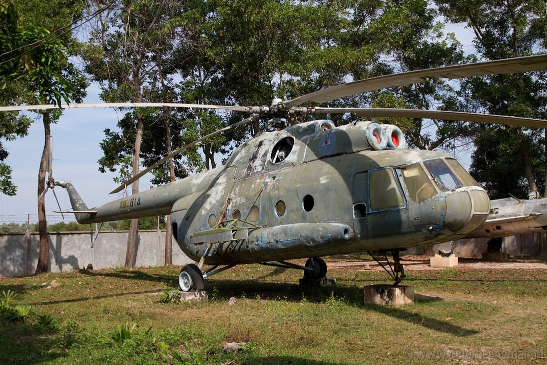 Mi-8T   XU-814