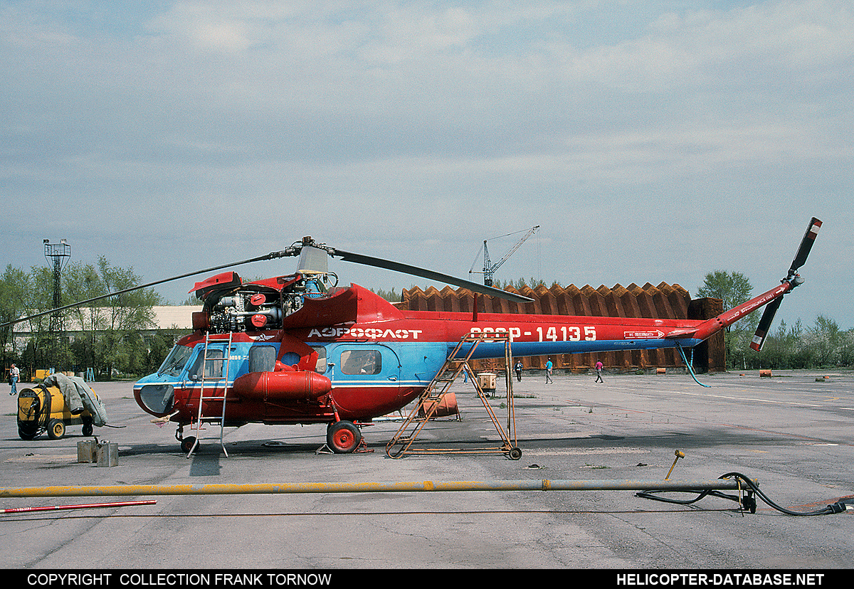 PZL Mi-2   CCCP-14135