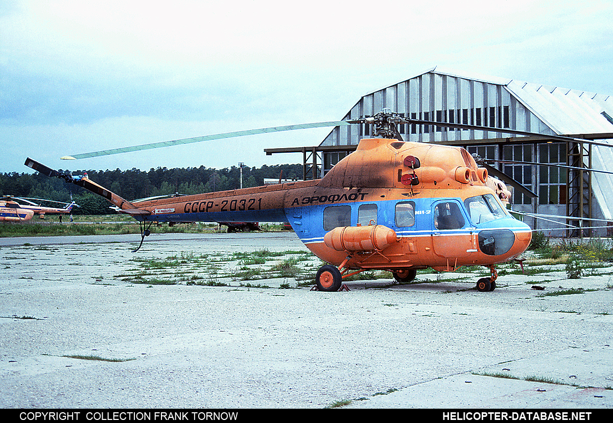 PZL Mi-2   CCCP-20321