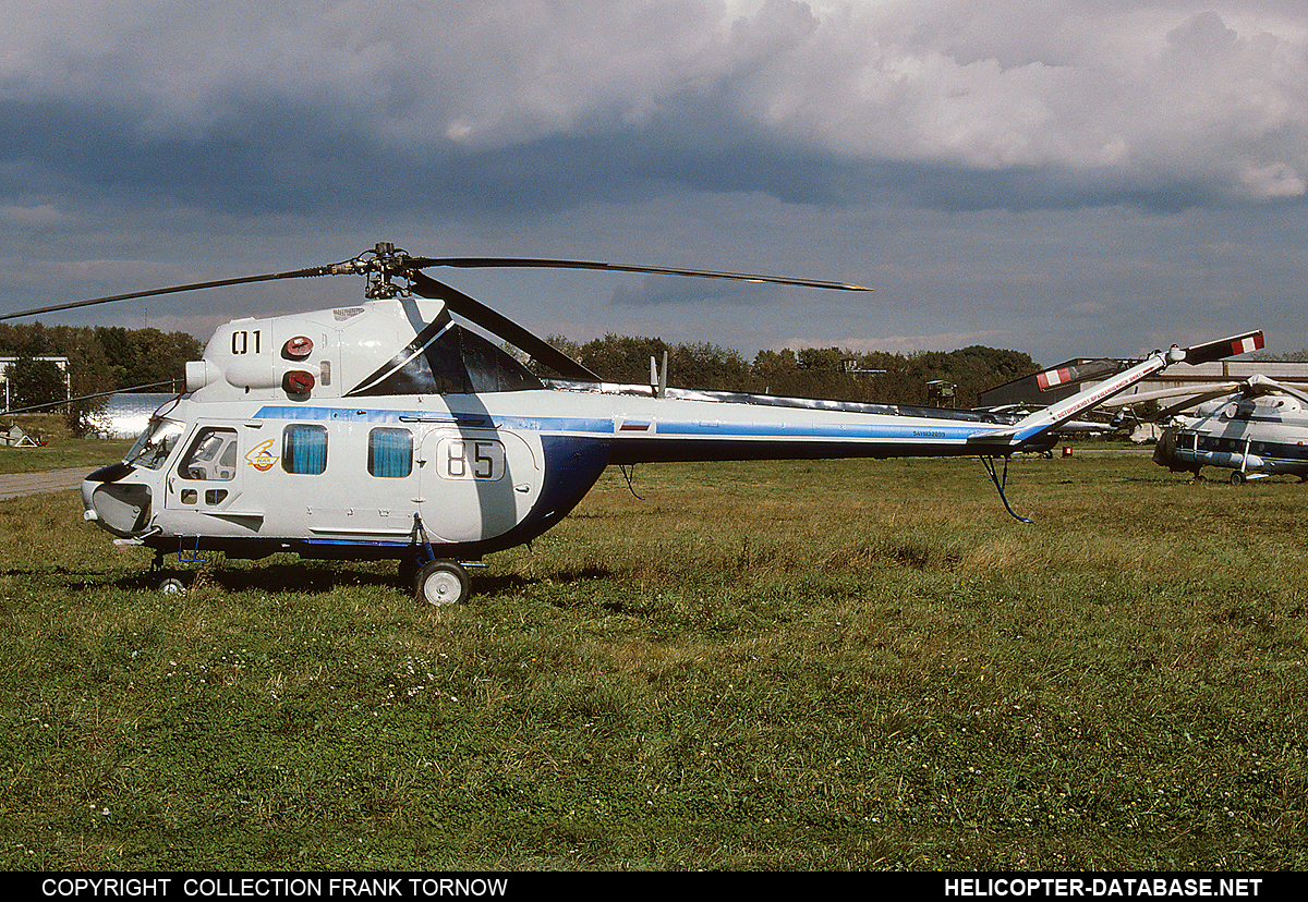 PZL Mi-2   01