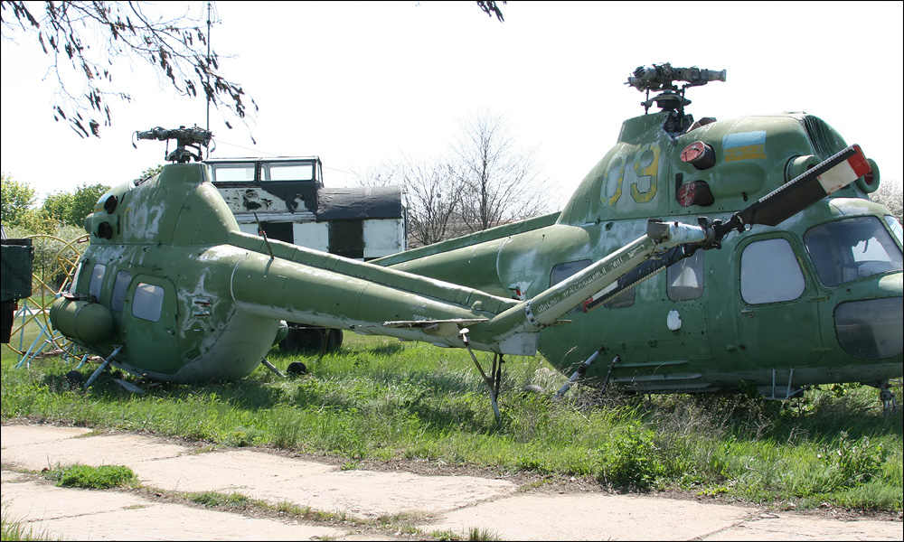PZL Mi-2   03 yellow