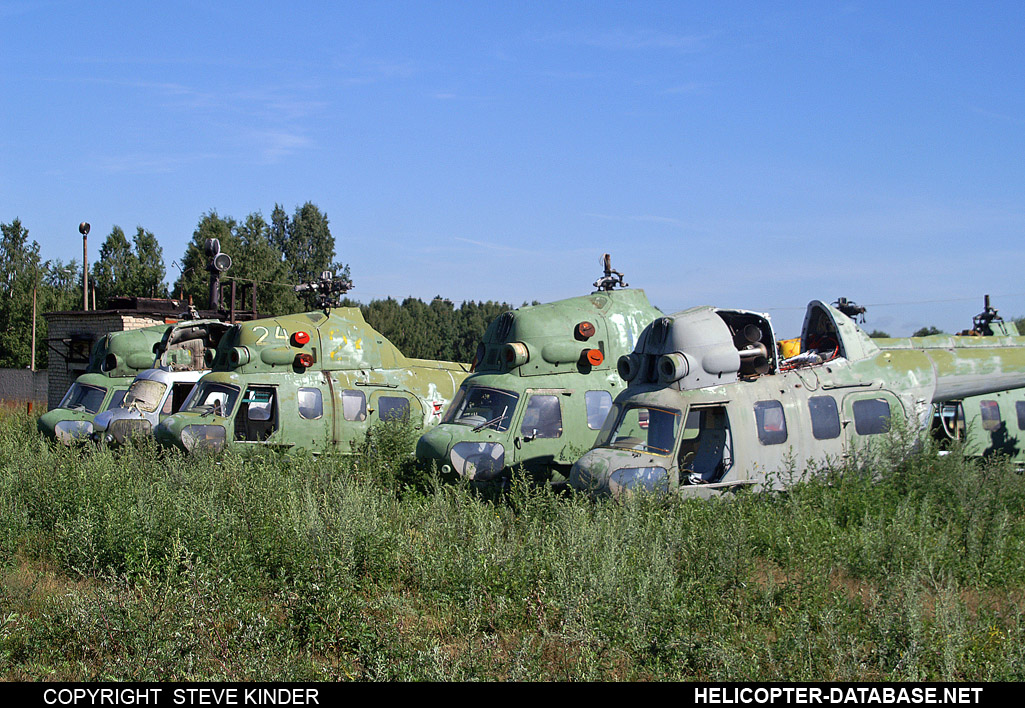 PZL Mi-2   24 yellow