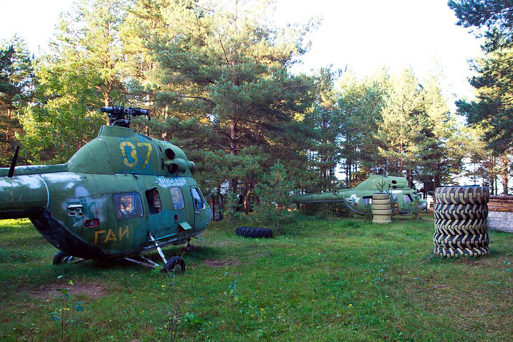 PZL Mi-2   37 yellow