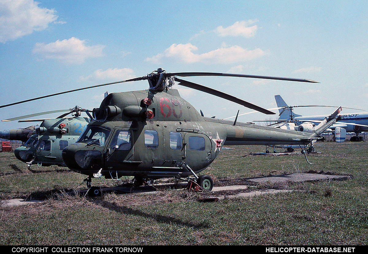 PZL Mi-2   60 red