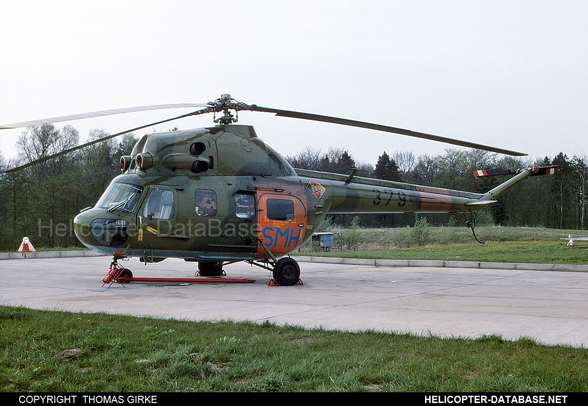 PZL Mi-2   379
