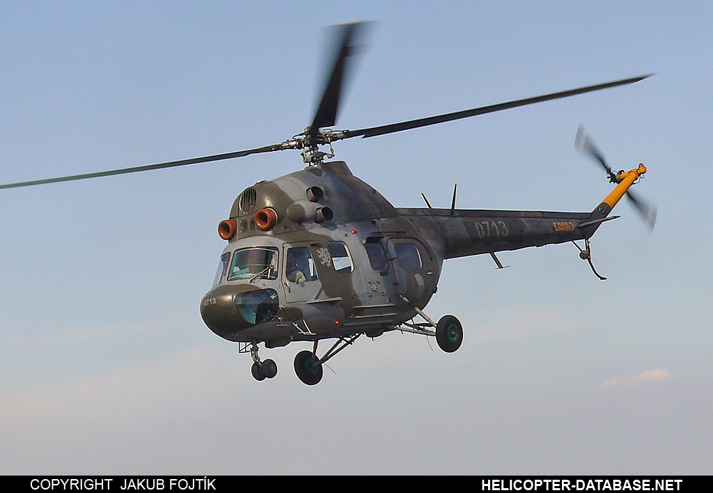 PZL Mi-2   0713