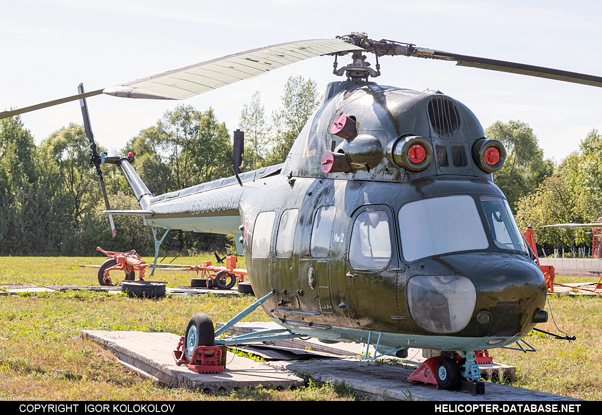 PZL Mi-2   12 yellow