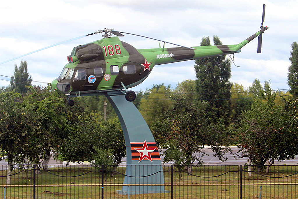 PZL Mi-2 188 red