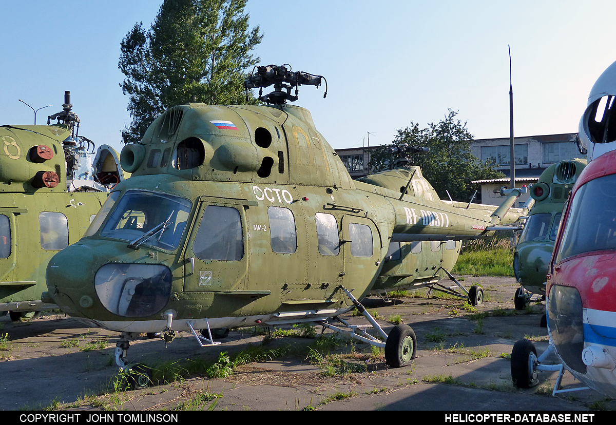 PZL Mi-2   RF-00377