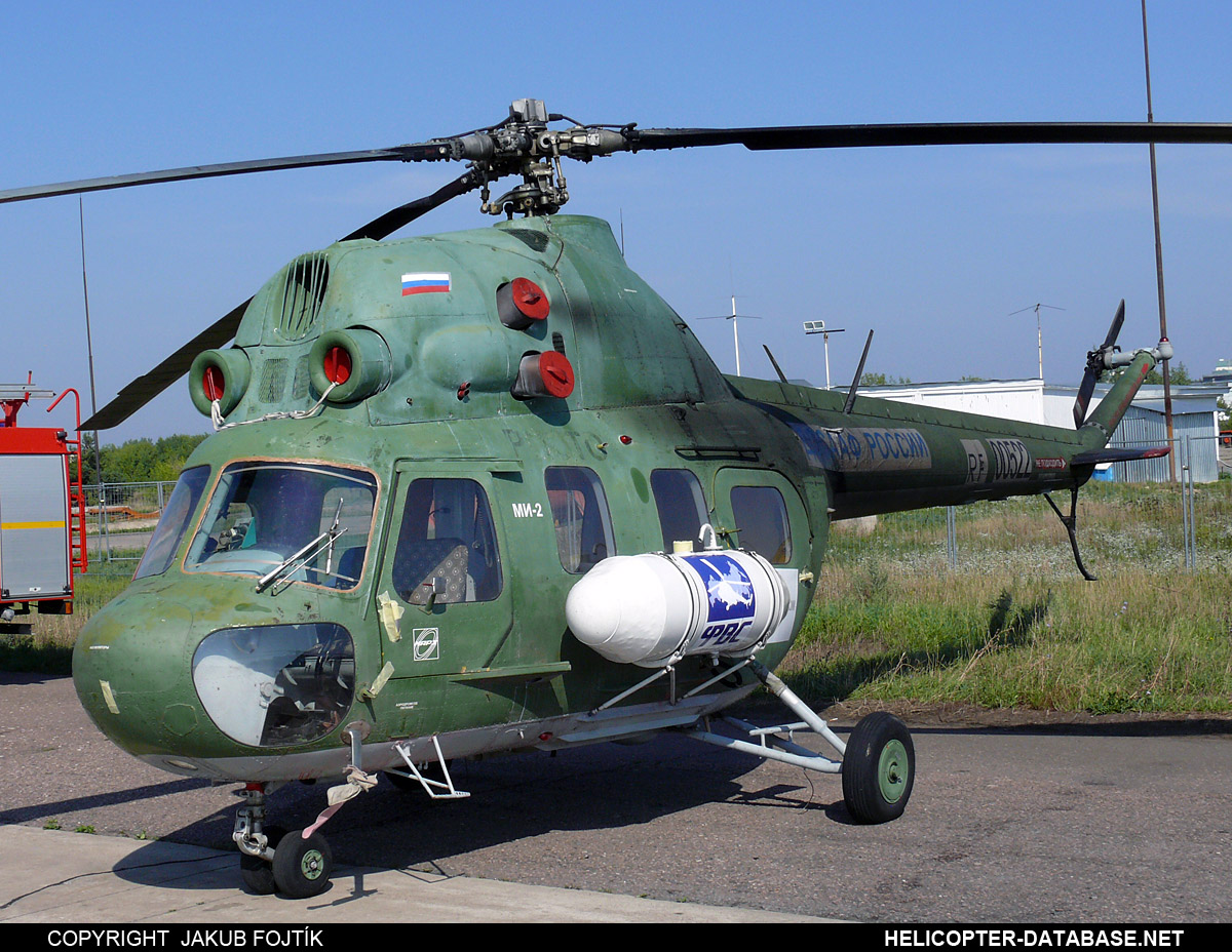 PZL Mi-2   RF-00522