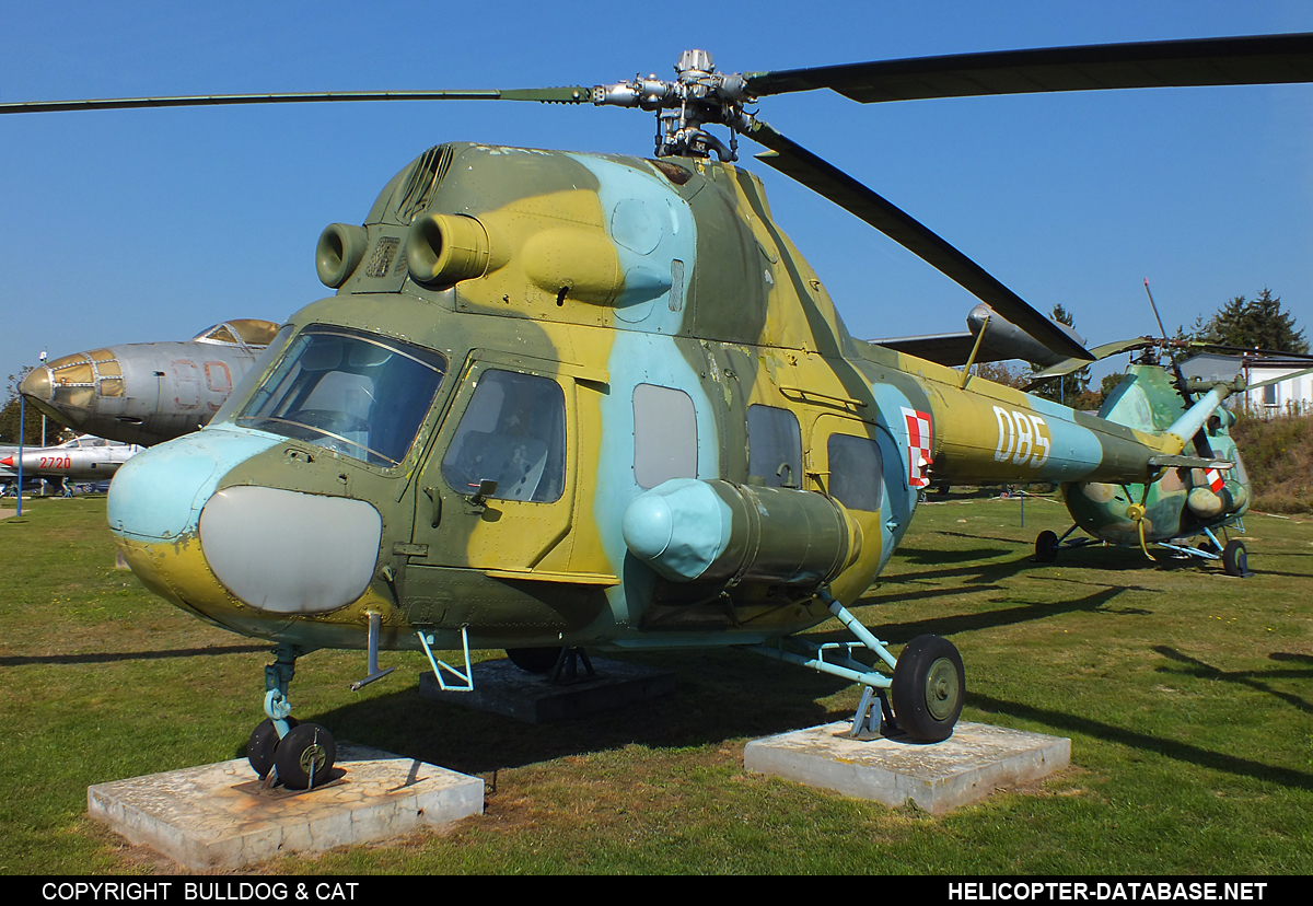 PZL Mi-2   085